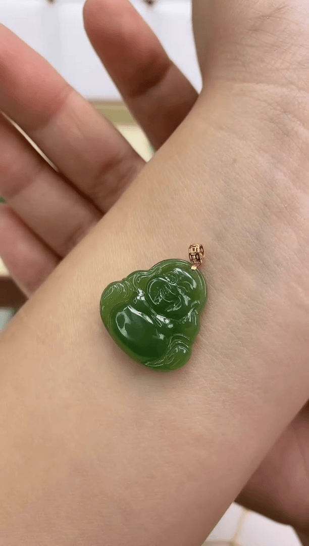 【闪购商品】和田玉吊坠(赠链)18K金镶嵌佛公