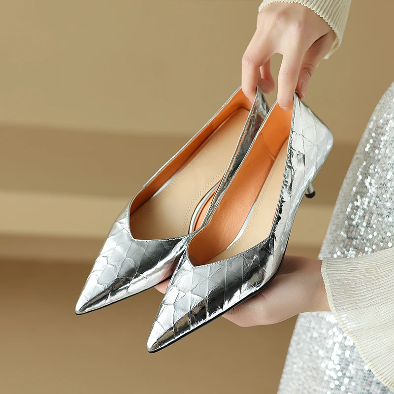 2024年女鞋气质新款单鞋女银色百搭春季细跟尖头跟鞋法式名媛浅口
