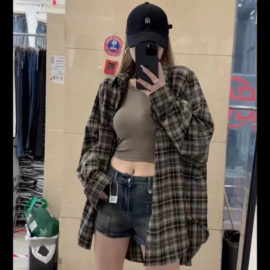 2024秋冬时尚宽松百搭外穿衬衫休闲格子复古风上衣女