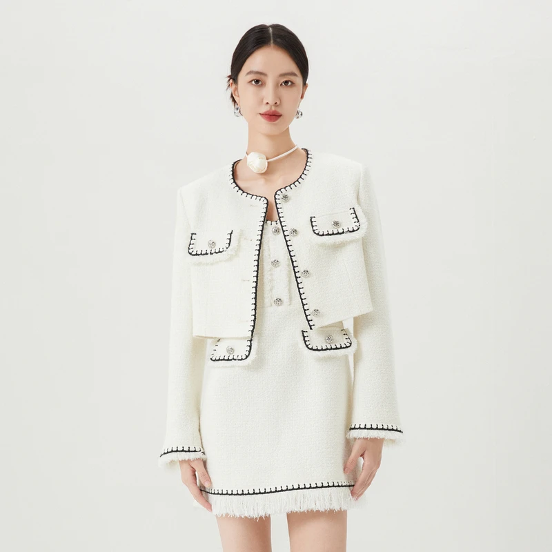 BADINA短外套633E090