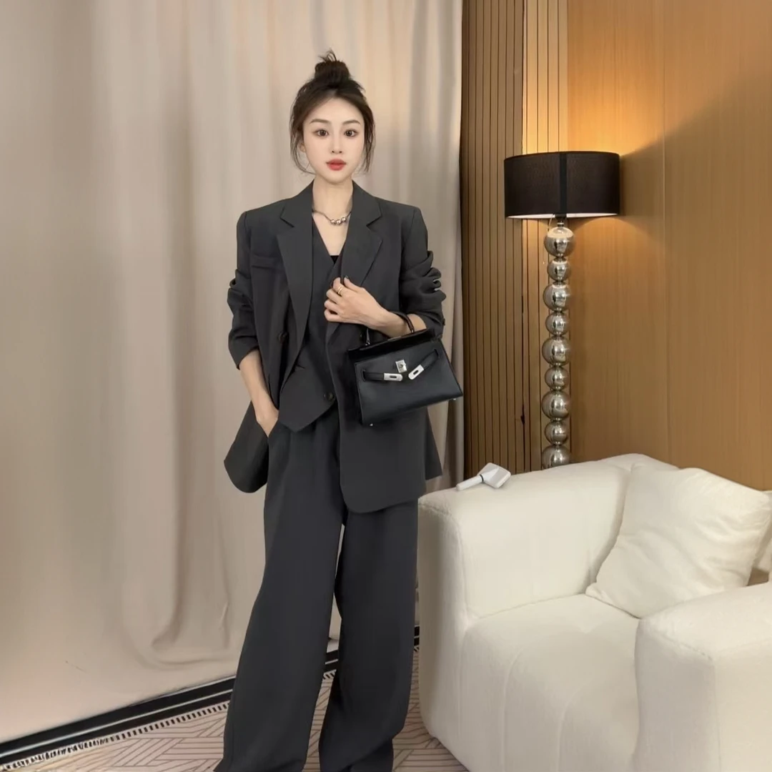 高级感西装套装女2025春季新款时尚通勤气质职业装休闲西服套装