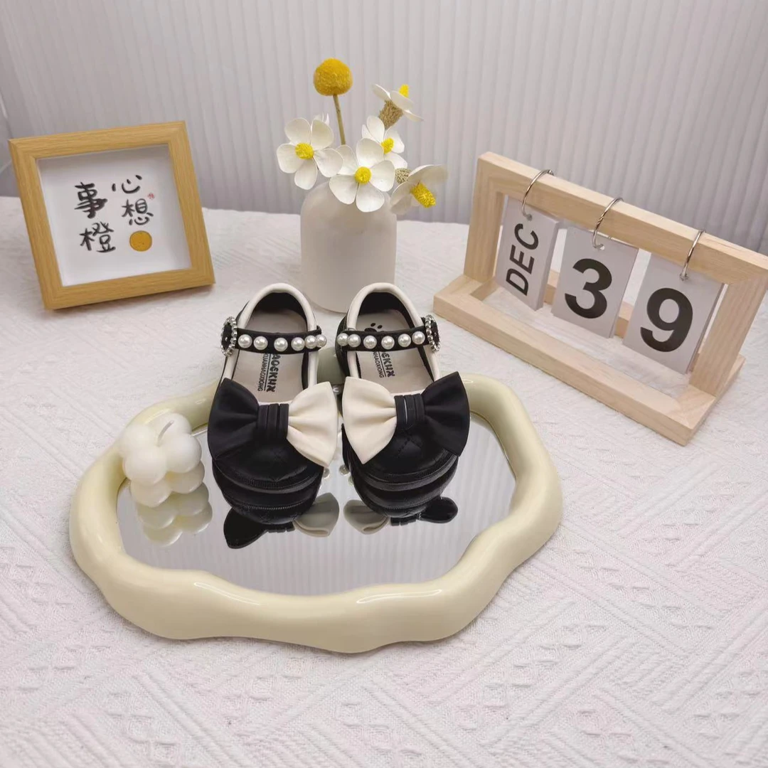 春秋女童皮鞋女宝宝鞋子公主软底婴儿学步鞋小童洋气儿童豆豆单鞋