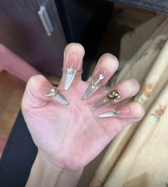 （抽中联系客服 ）纯手工穿戴甲福利微瑕完美主义慎拍！
