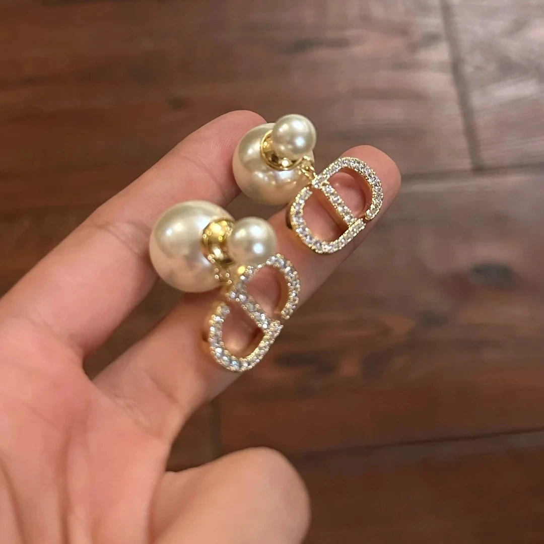 铜合金合成锆石耳饰 K0116轻奢高级小众设计百搭ins耳钉精致气质