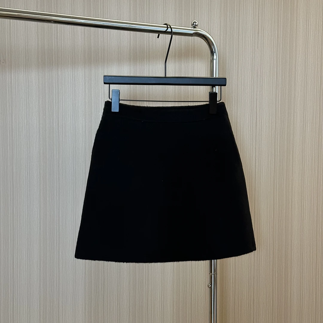 WMM秋冬小黑裙A字半身裙女士百搭时尚显瘦