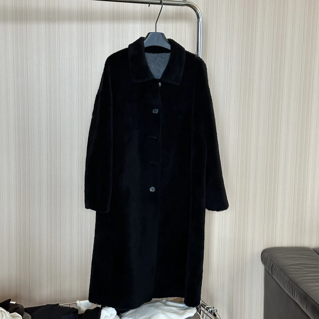 WMM羊毛长款颗粒翻领外套女士秋冬保暖时尚百搭宽松黑色