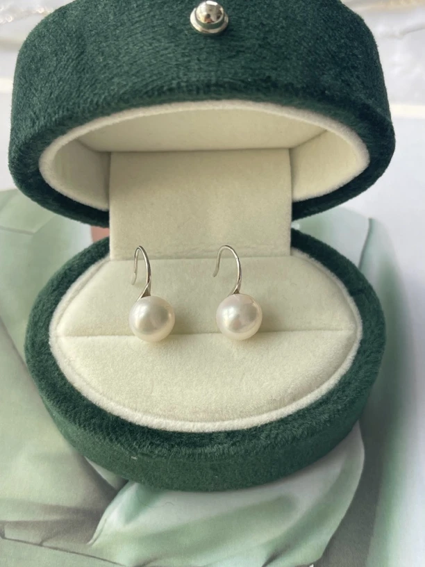 【YzzM珍珠】淡水无核8-9冷白光大点位高跟鞋S925银珍珠耳钩