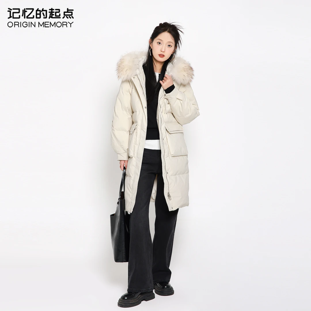 记忆的起点长款连帽羽绒服女2023冬款连帽大毛领外套潮67TD96012