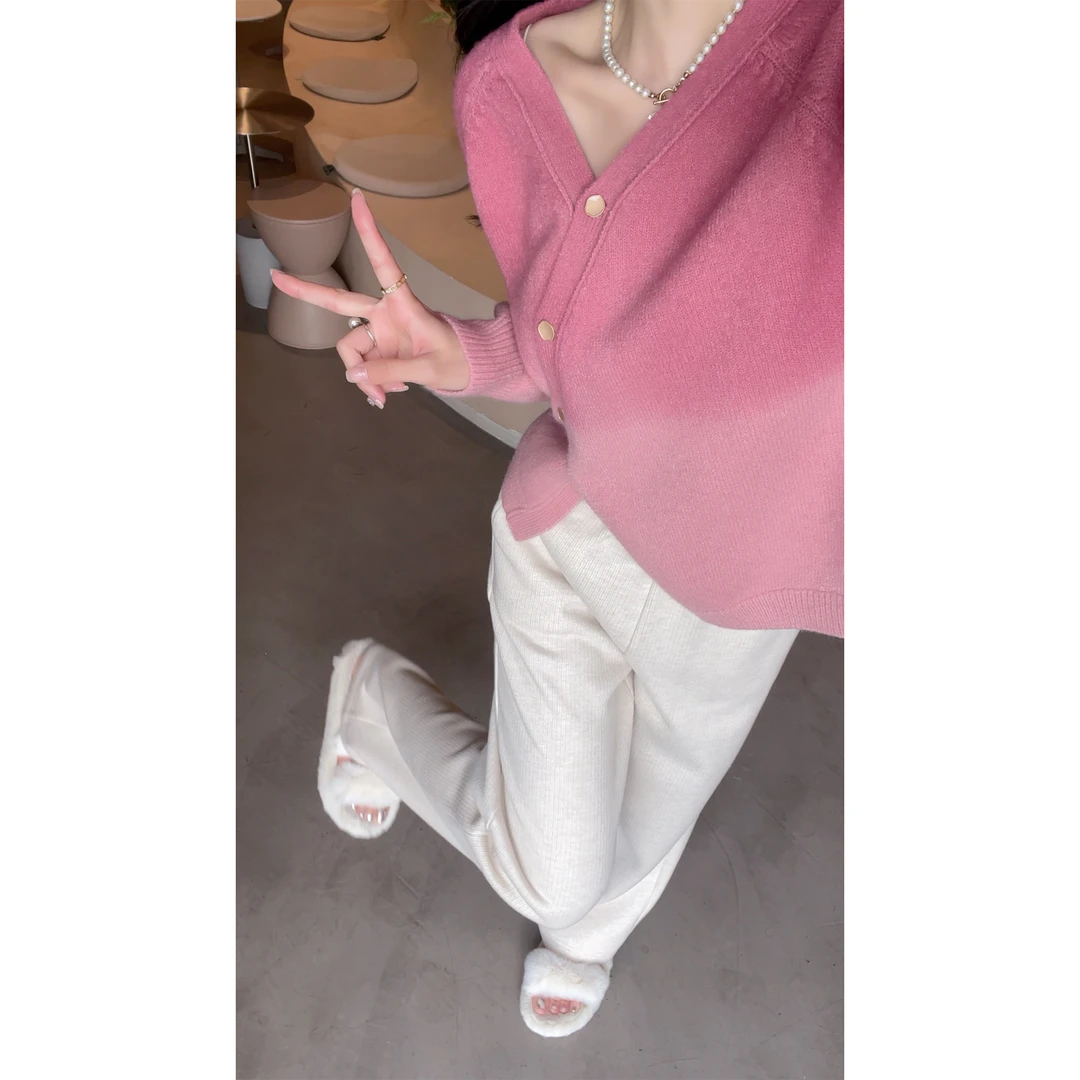 【秋冬上新】软糯V领时尚高级感温柔秋冬新款百搭毛衣女DMJ-S54161
