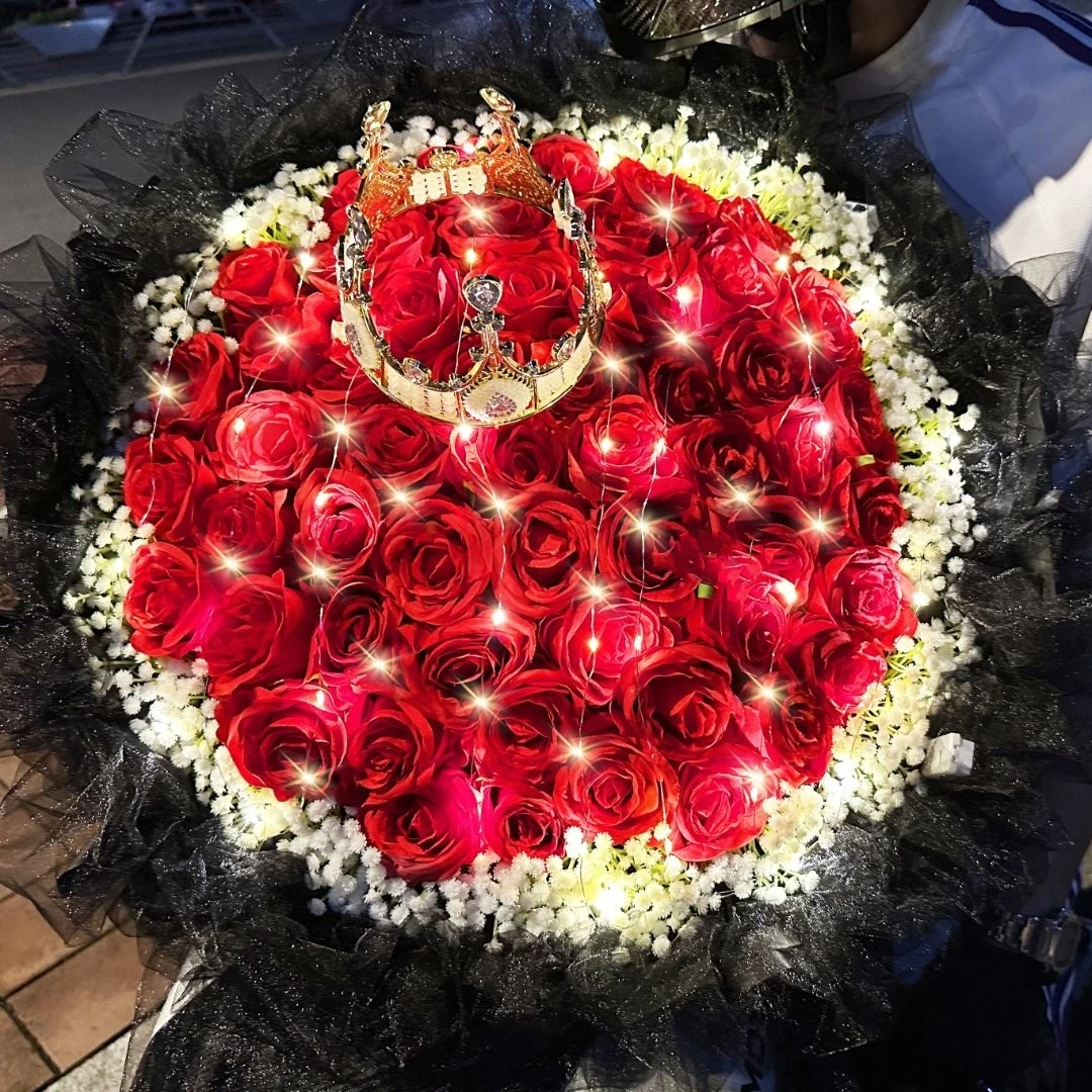 【鲜花同城配送】52朵红玫瑰满天星混搭花束/送爱人女友求婚表白生日礼物/同城花店送花上门