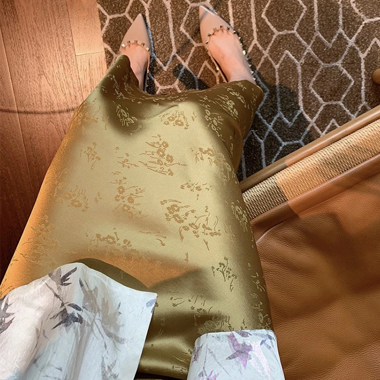 小众高档复古半身裙新中式女复古国风提花开叉半身裙女包臀裙