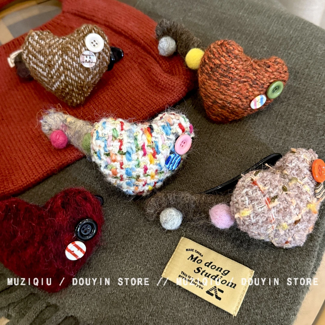 木子秋高级感气质爱心毛球鸭嘴夹精致优雅时尚温柔甜美搭网红发夹