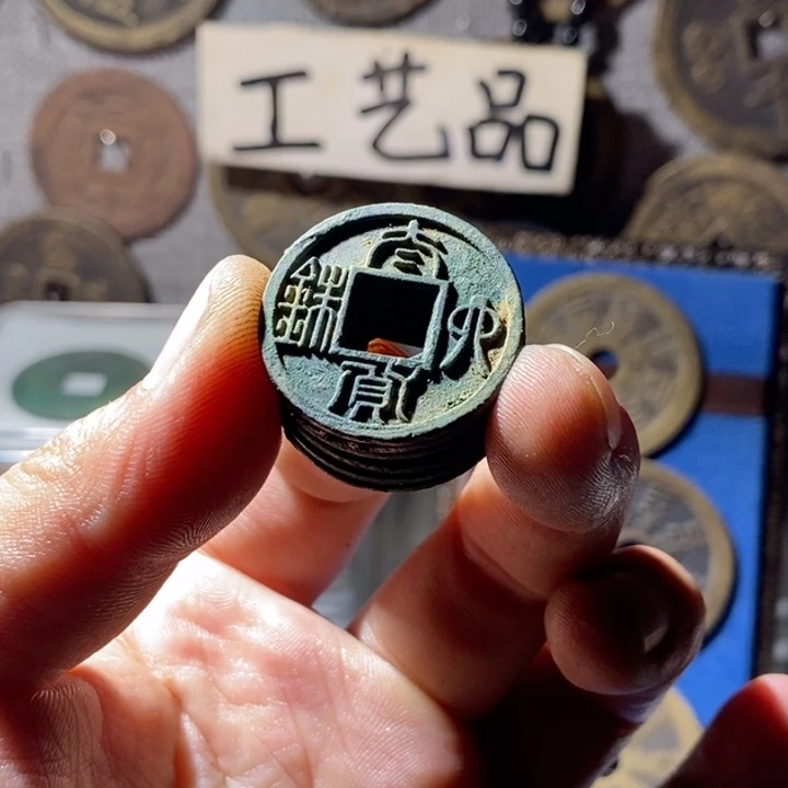 铜现代仿制品工艺品