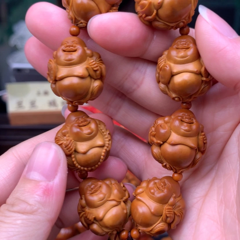 【闪购商品】橄榄核核雕八宝弥勒
