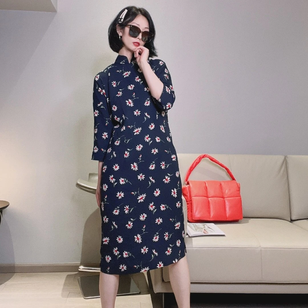 复古格调气质小雏菊国风连衣裙MD8325