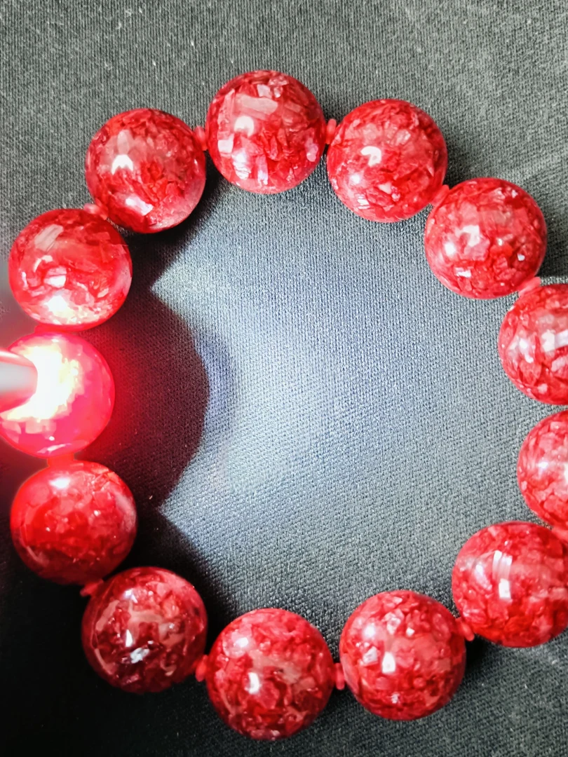 含辰砂工艺品【顺丰包邮含辰砂高透晶体砂手串