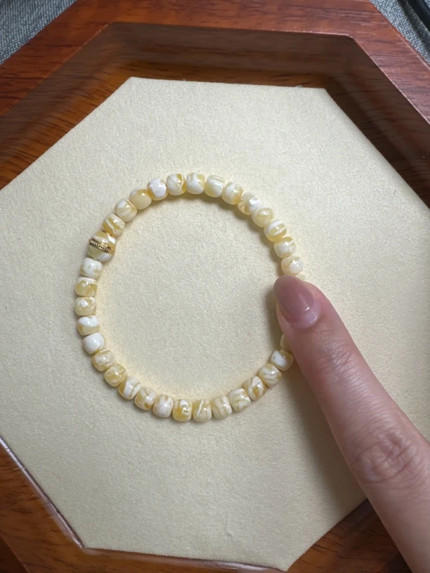 蜜蜡老型手串金瓷白妖孽6mm气质