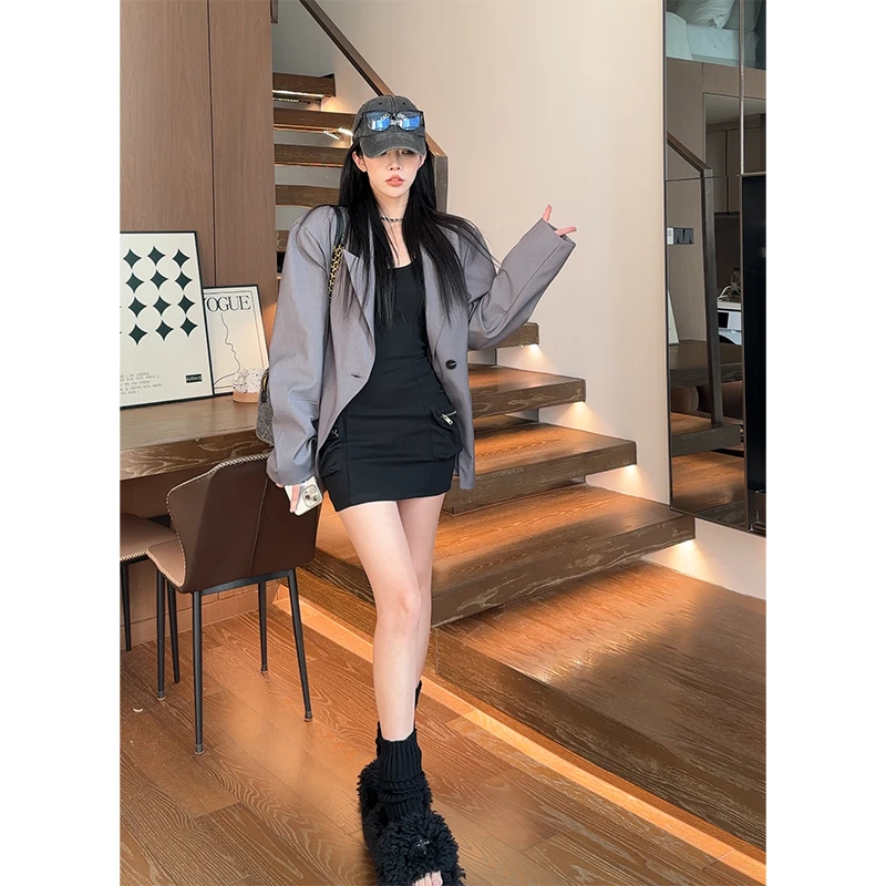 孙妍新款【雷洛灰西装】时尚气质宽松设计感后背开叉翻领西装外套