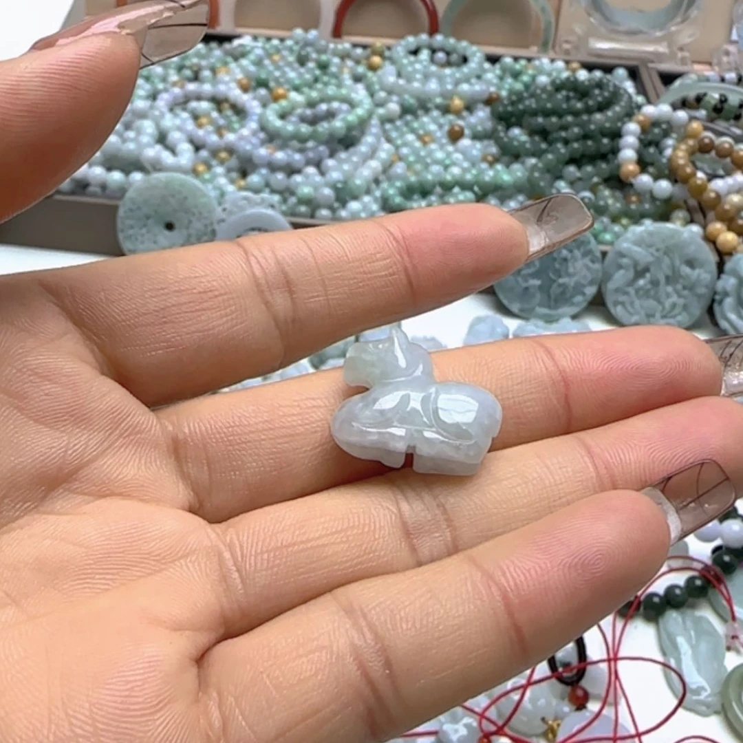 【闪购商品】翡翠颈饰未镶嵌?***?