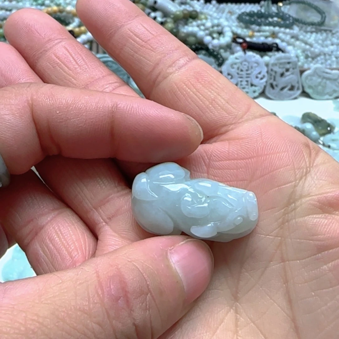 【闪购商品】翡翠颈饰未镶嵌