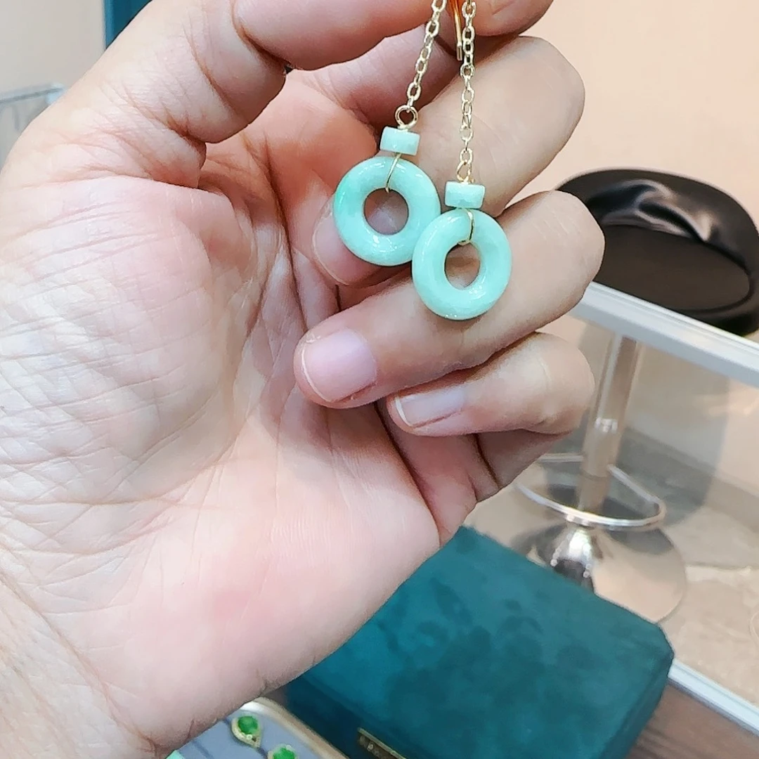 翡翠耳饰未镶嵌耳饰