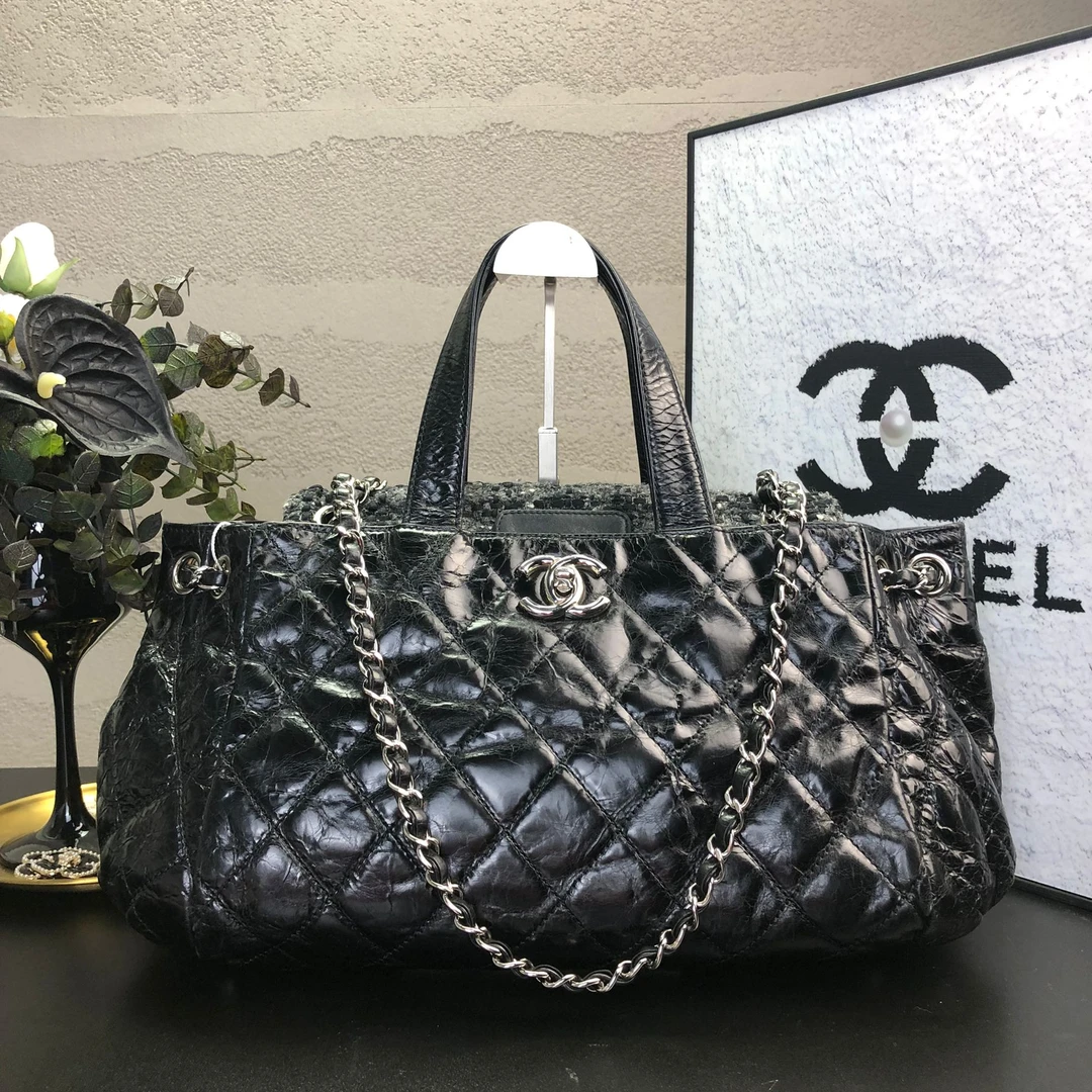 95新 Chanel/香奈儿 黑银油蜡牛皮拼毛呢翻盖tote 12开底长28