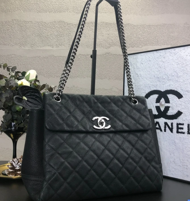 95新 Chanel/香奈儿 黑银荔枝牛翻盖单肩斜挎包 16开 底长30