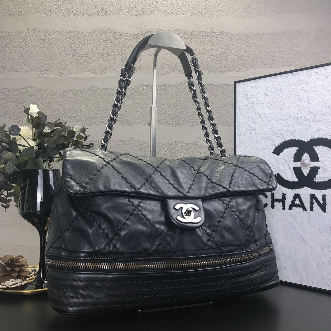 95新 Chanel/香奈儿 黑银外缝线拉链扩展机场链条包 11开底长37