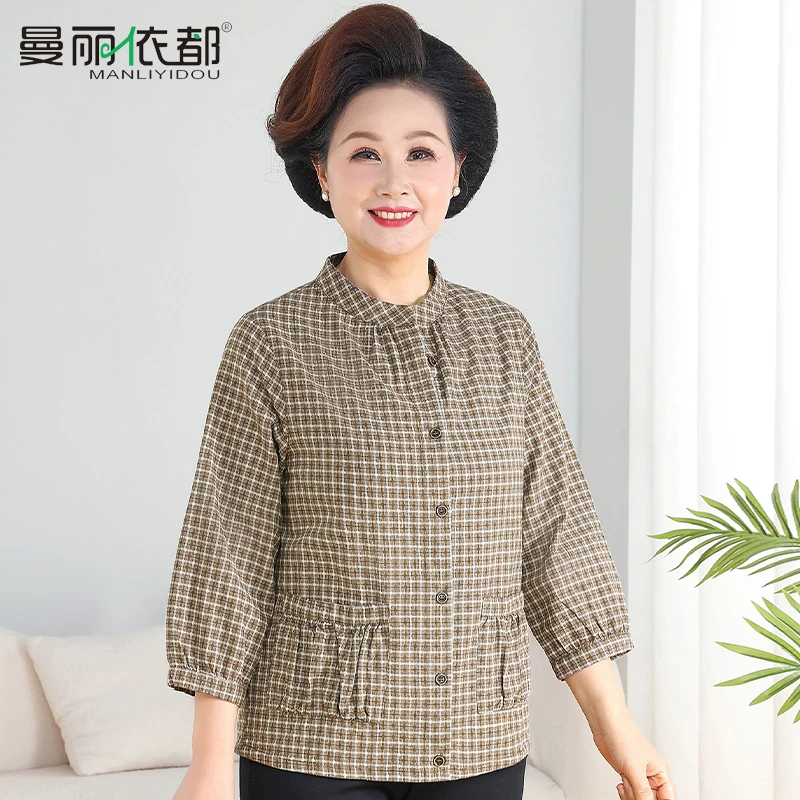 70岁老年女装妈妈装奶奶装秋装纯棉格子衬衫七分袖圆领老人衣服