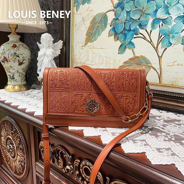 Louis Beney【澳门小源专享】品牌时尚刺绣单肩包LB-0341