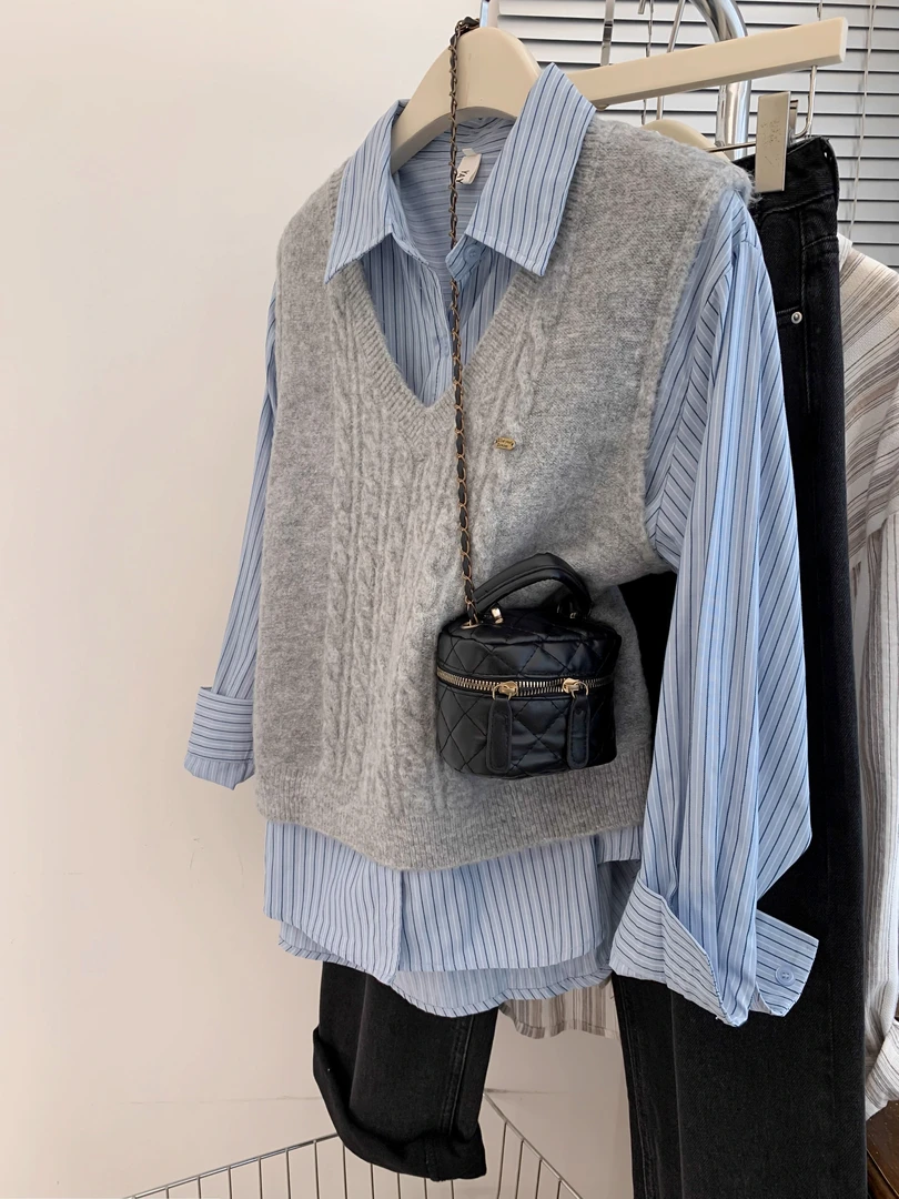 灰色麻花针织马甲套装女时尚百搭叠穿衬衫两件套春秋季气质一整套