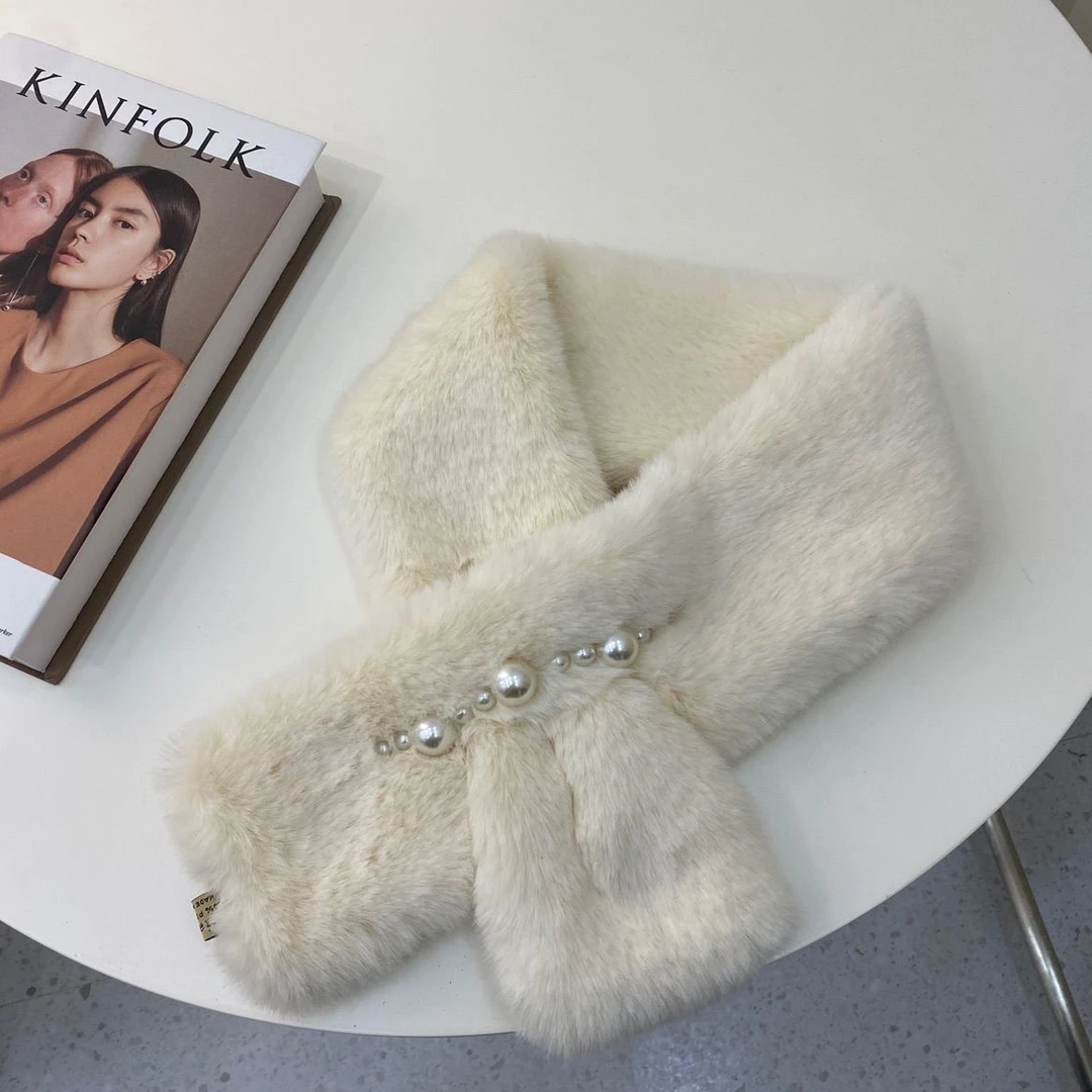 围巾女冬季高级感韩版秋冬新款毛绒珍珠围脖时尚百搭保暖气质假领