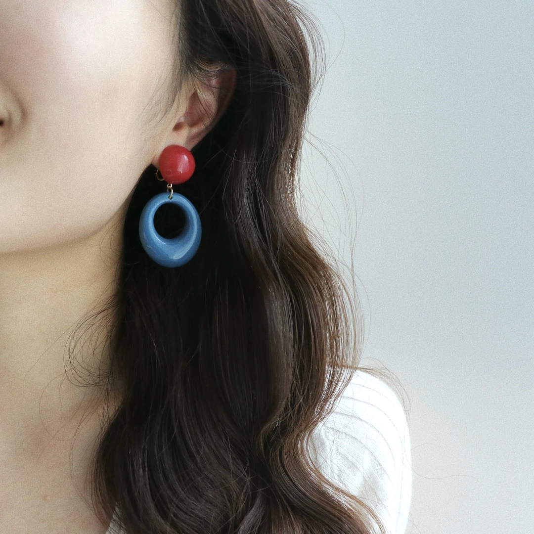 因缺斯汀饰品 铜合金耳饰 【摩登时代】港风圆圈红蓝撞色耳环耳夹