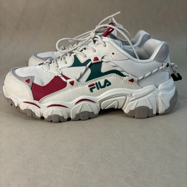 38.5码二手FILA 运动生活系列 防滑耐磨 休闲鞋 运动鞋