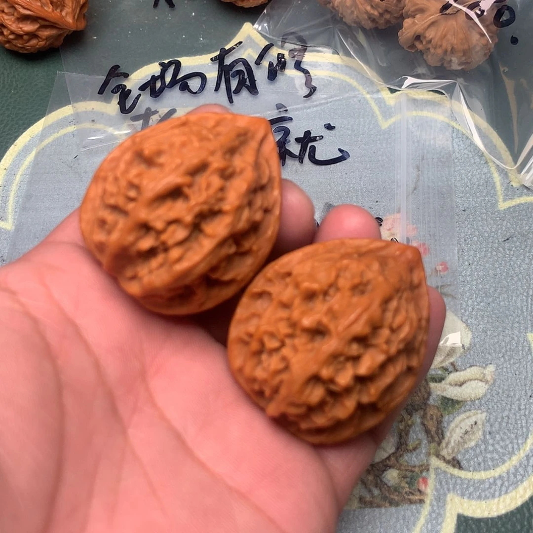 【闪购商品】文玩核桃吊坠p****a