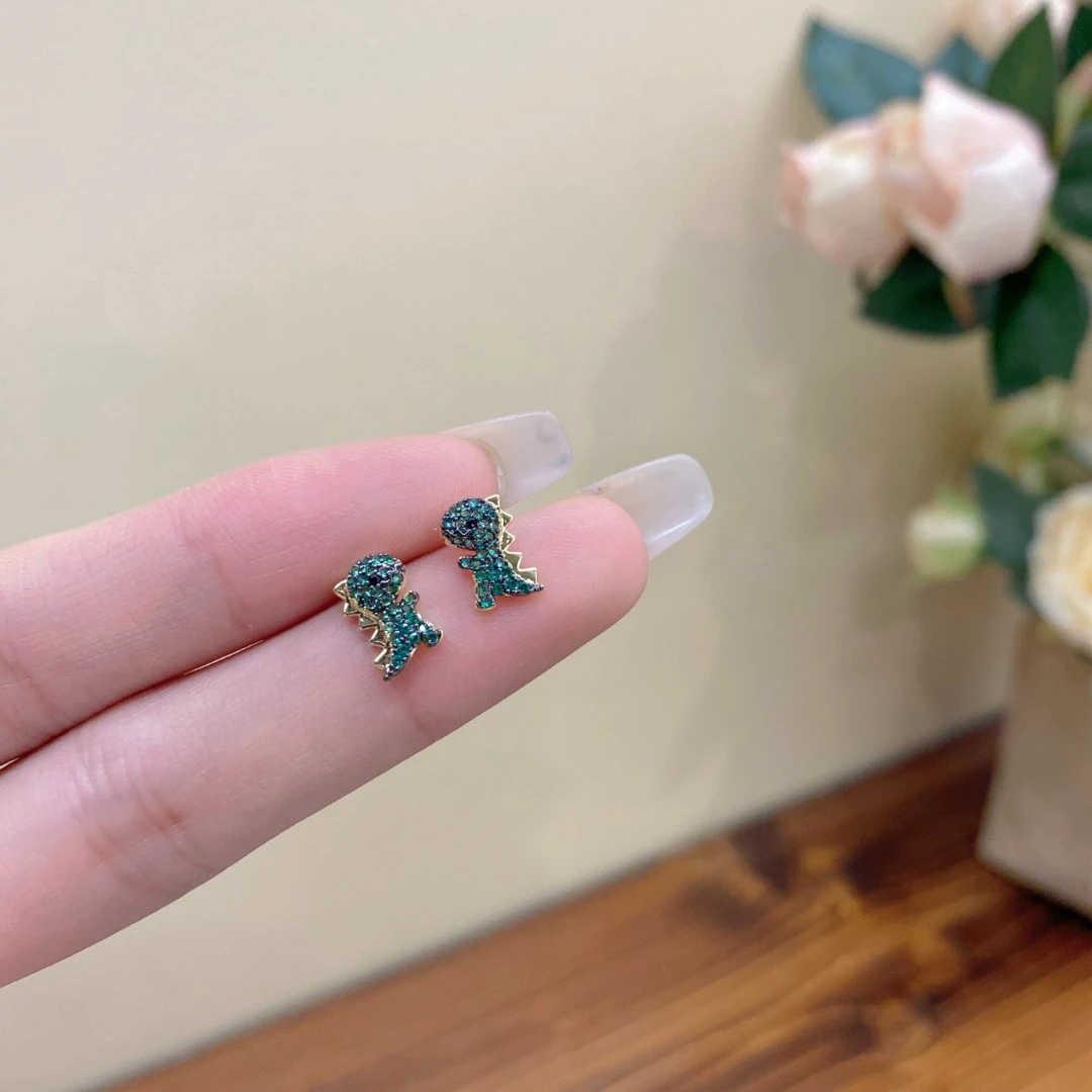 铜合金合成锆石耳饰  设计感时尚百搭小恐龙女耳钉X676
