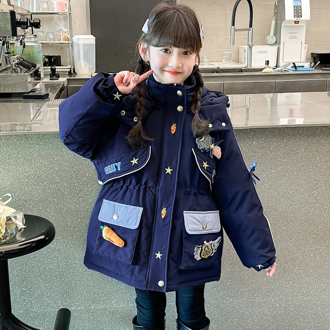 女童羽绒服2024冬季新款兔子警官重工气质高定洋气时髦女宝8卡通
