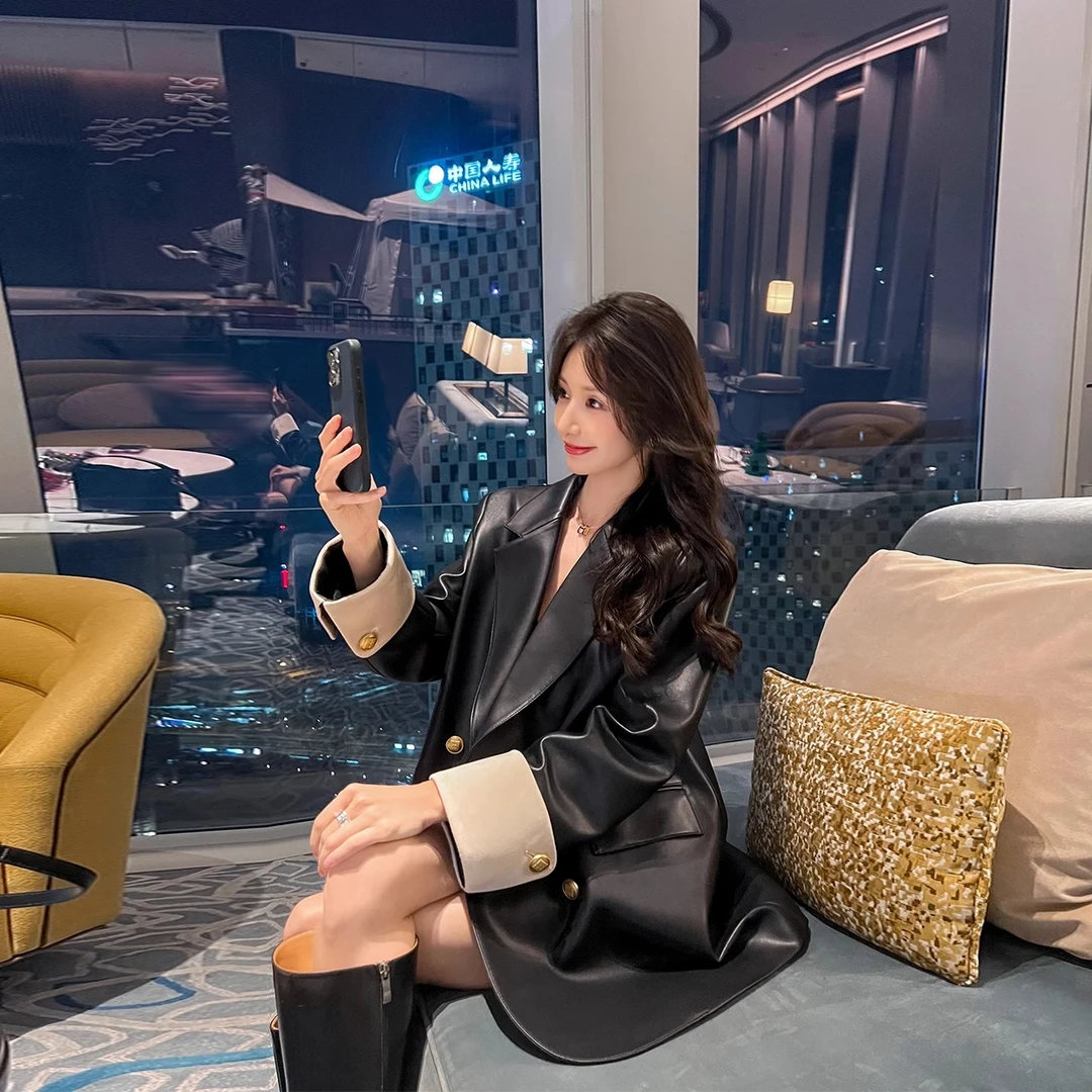 高级感黑色pu皮衣外套女2025春秋韩版宽松休闲设计感拼色西服上衣