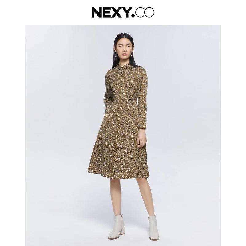 NEXY.CO/奈蔻复古印花长袖连衣裙新款长款收腰衬衫裙XF03648E5