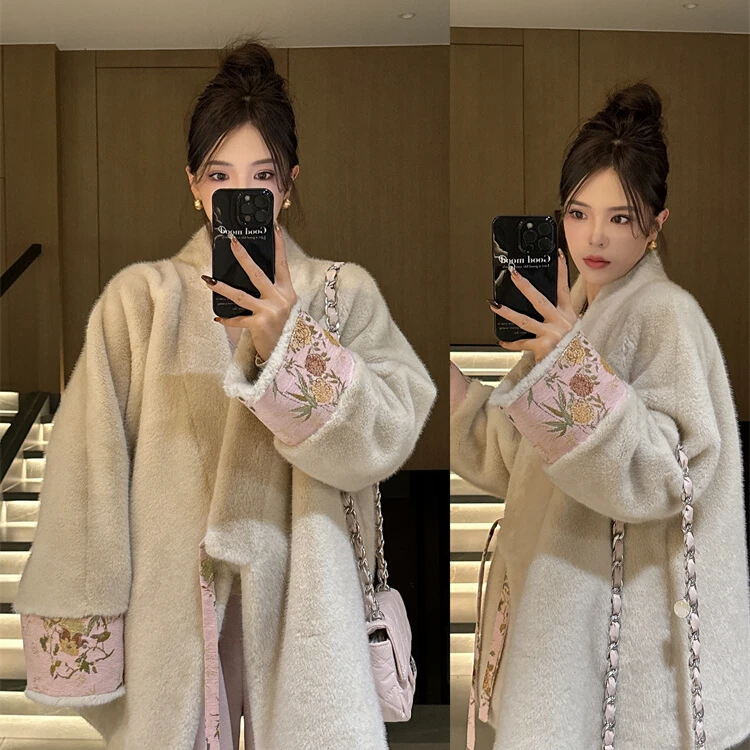 秋冬加厚女新中式国风皮毛一体保暖气质毛绒外套32926#气质