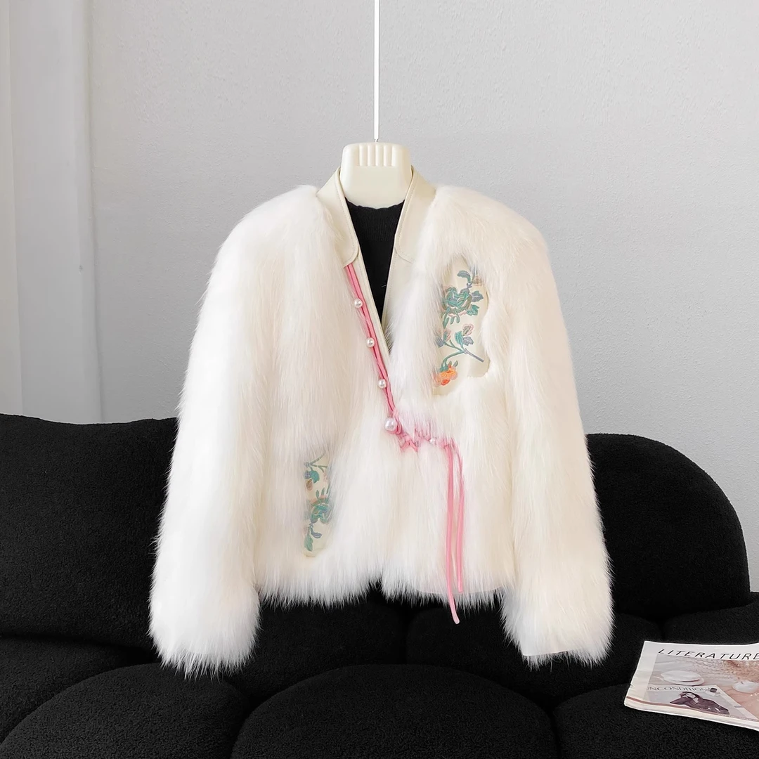 国风V领毛毛外套女短款新款冬季洋气小个子刺绣毛毛大衣30878#