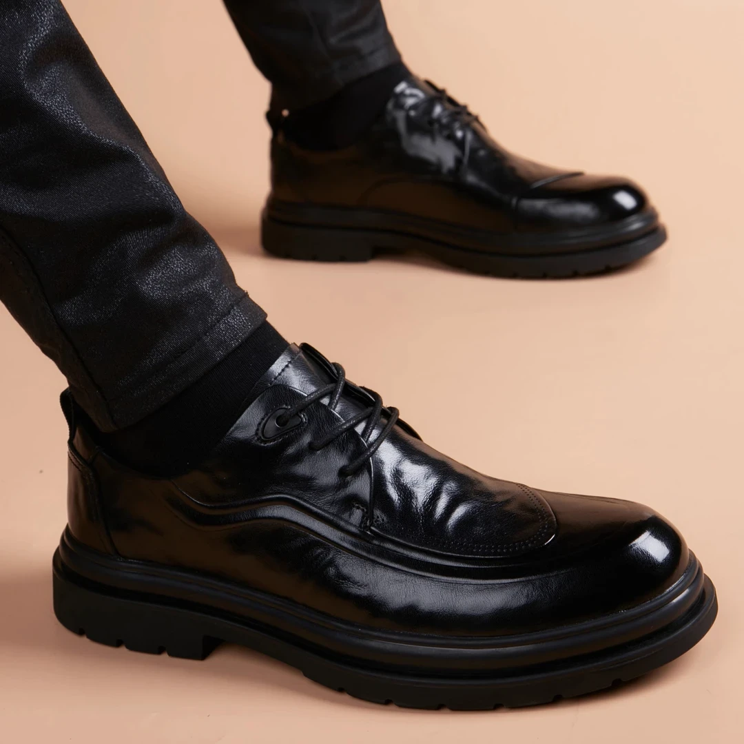 英国『设计师』力荐！黑色商务休闲皮鞋男款百搭舒适内增高高档男鞋