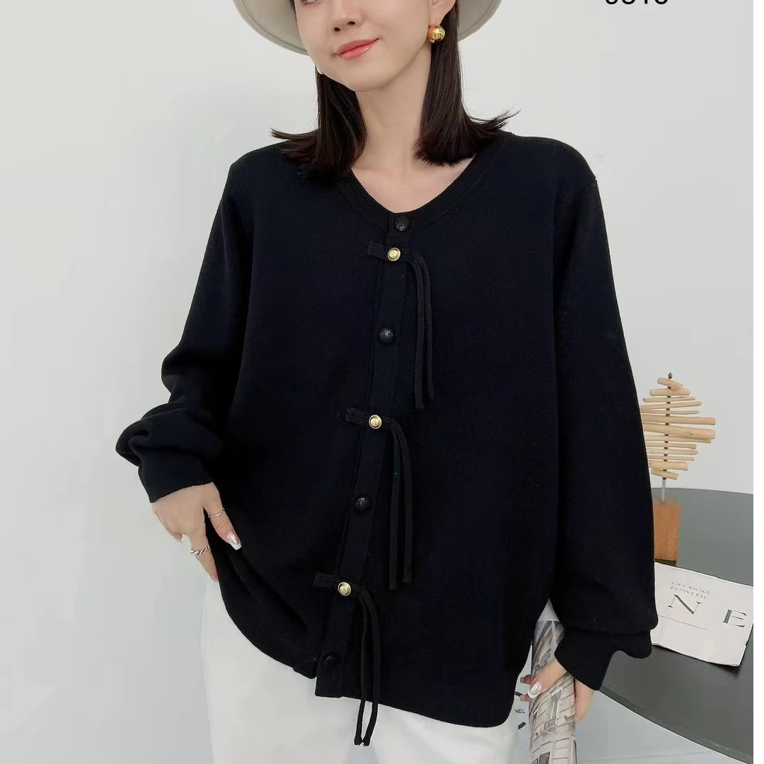 时尚三对绳圆领毛衣9516