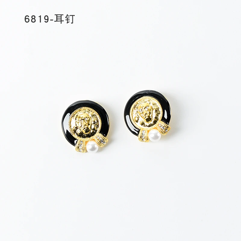 铜合金耳饰 简约镶嵌个性气质耳环小众设计高级感耳钉耳饰～6819