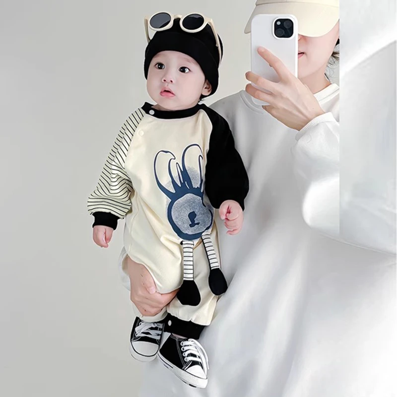 加绒2025秋冬新款婴儿爬服柔软男女宝宝哈衣保暖外出服可爱连体衣