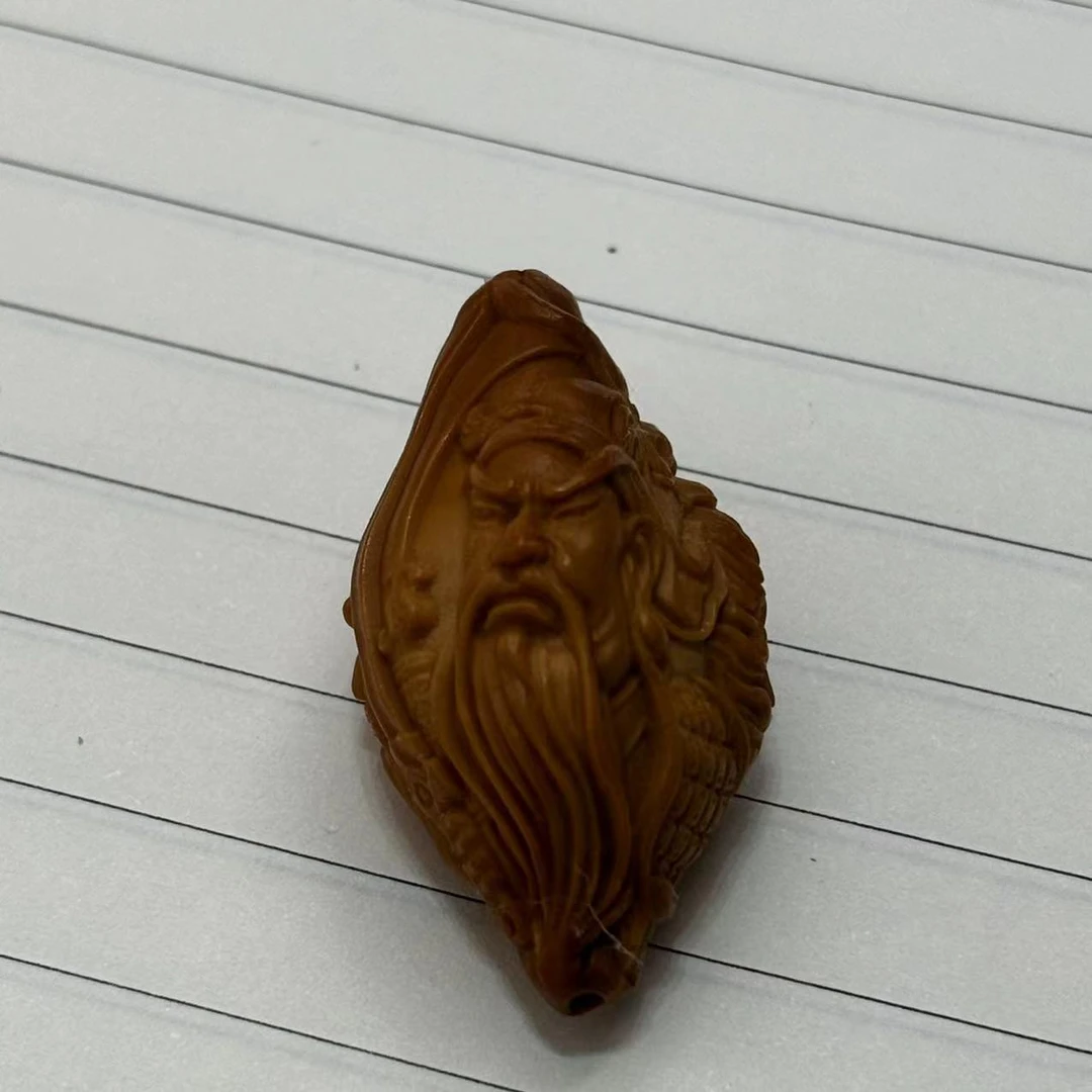 核文化核雕——刘关张单粒