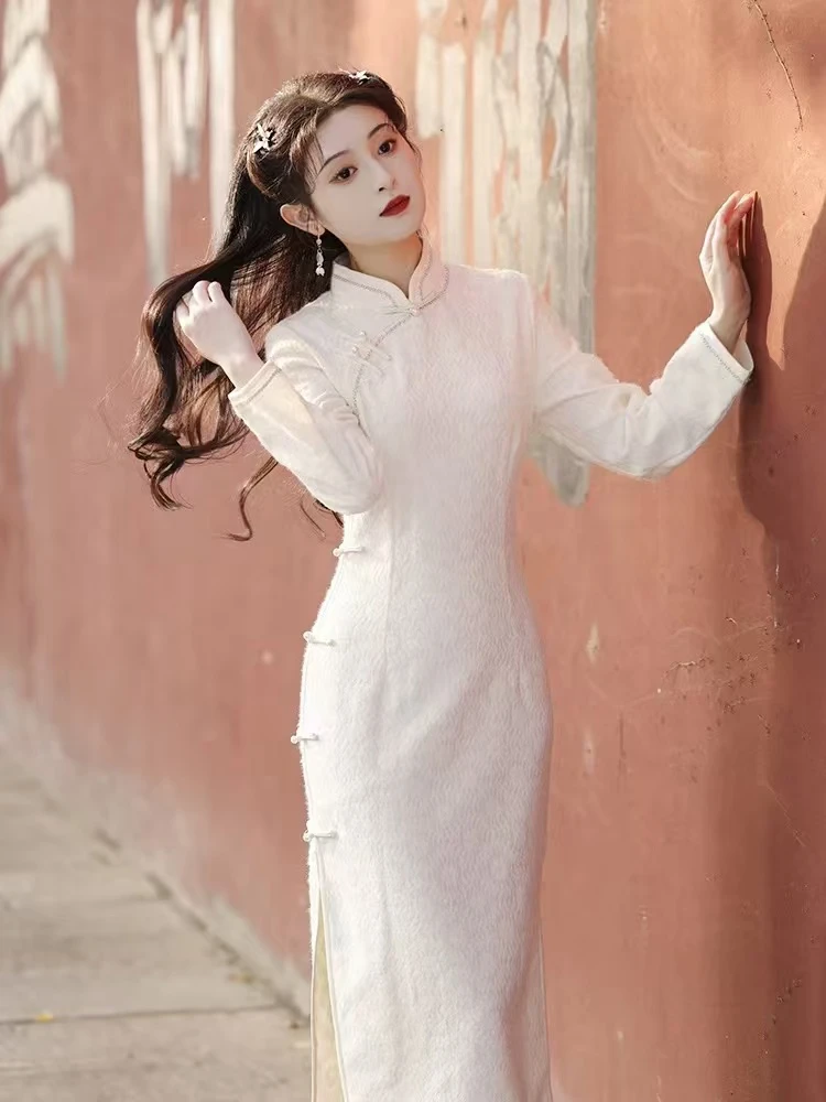 1340 米白【白珍珠】纯色 蕾丝边 长旗袍
