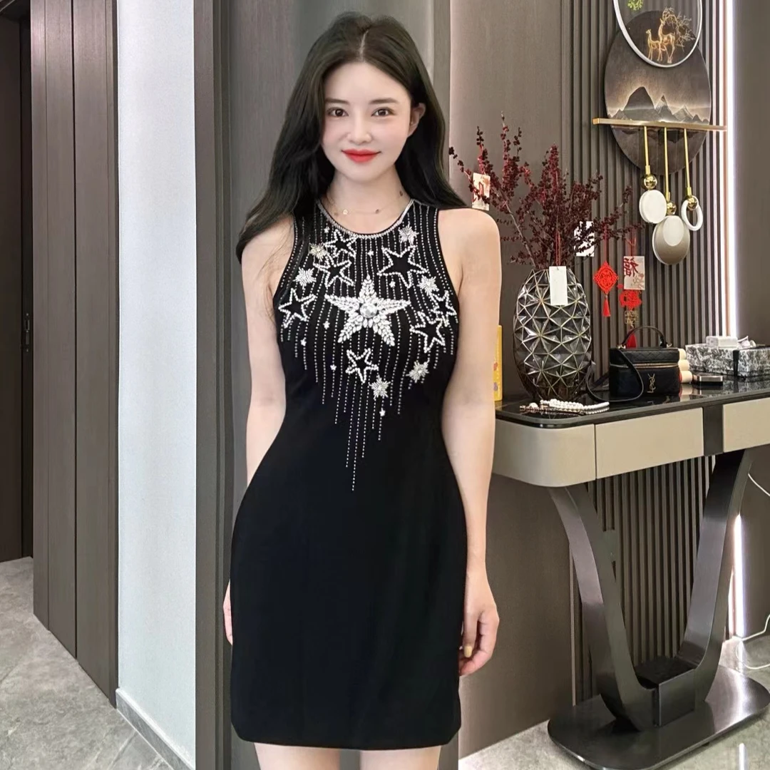 福利4.12号高定时尚设计款无袖收腰连衣裙  气质轻奢性感夏季黑瑟