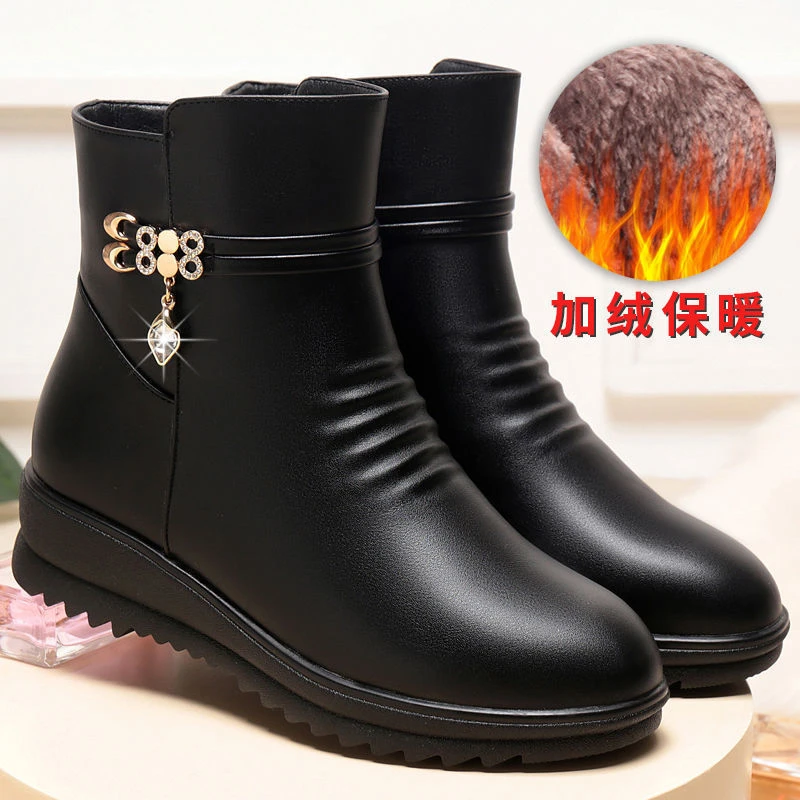 妈妈鞋冬季新款短靴中老年女士皮鞋加绒加厚保暖棉鞋平底坡跟皮靴