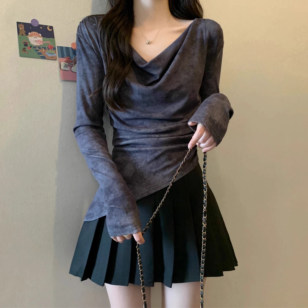 今年流行蓝色扎染V领正肩长袖T恤女大码胖mm显瘦不规则打底衫上衣